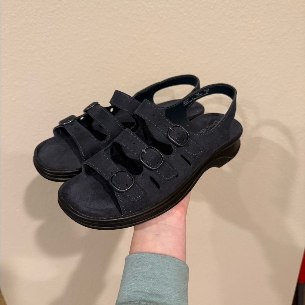 Black Strappy Sandals 9M